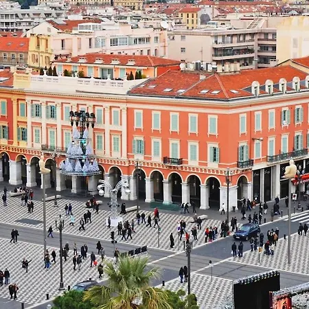 Luxury On Promenade Des In