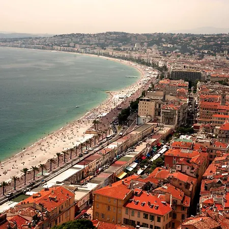 Luxury On Promenade Des In Niza