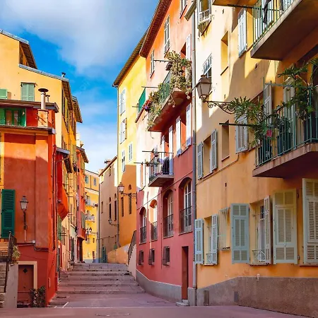 Luxury On Promenade Des In Apartman Nizza