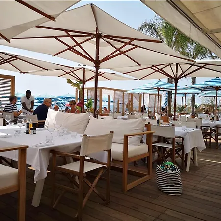 Luxury On Promenade Des In *