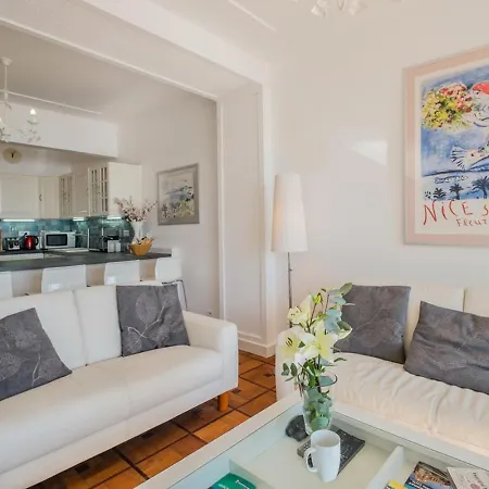 Luxury On Promenade Des In *